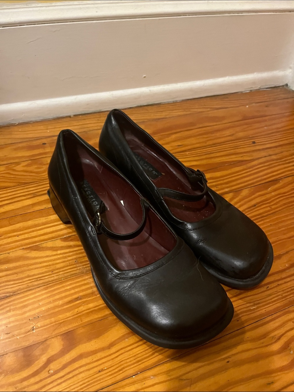 Reaction Kenneth Cole Black Mary Jane Flats with Strap